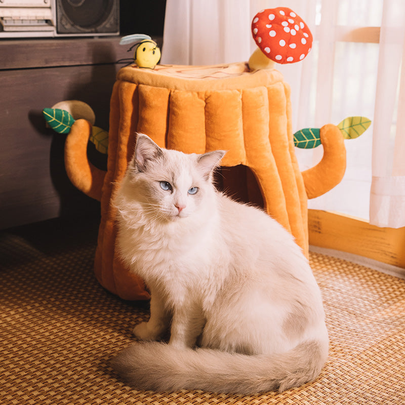 KFX-3391677 Cozy Semi-enclosed Cat House with Warm Sleeping Bag for Autumn and Winter - Tree Stump Design, 40CM High