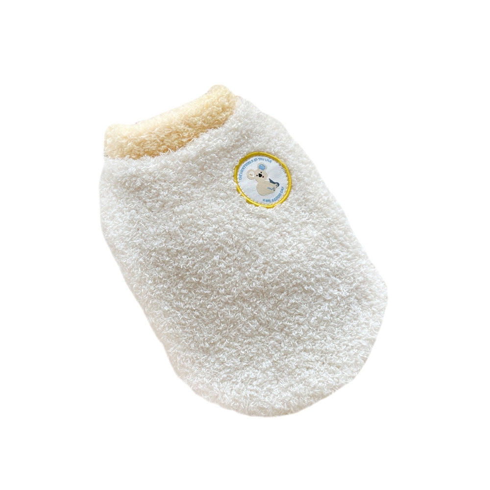 KFX-3446717 Cozy Autumn and Winter Pajamas for Pets in Warm Colors