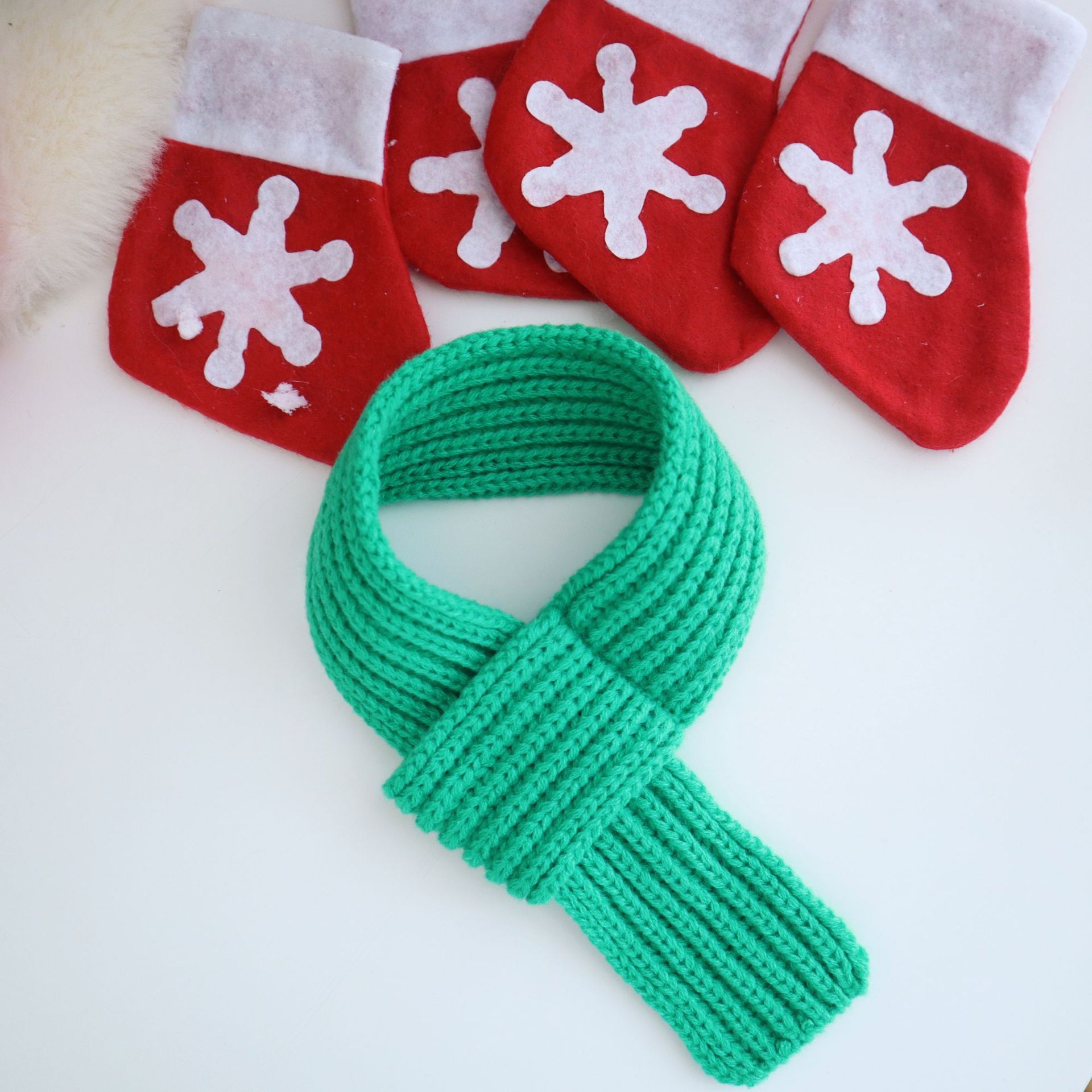 KFX-3455165 Cozy Christmas Knitted Sweater for Dogs with Beret and Scarves - Red and Green Stripes