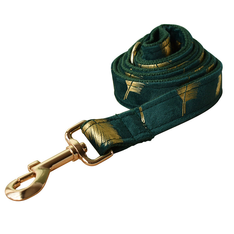 KFX-3472445 Emerald Feather Pattern Pet Collar, Bow, and Leash Set in Cotton