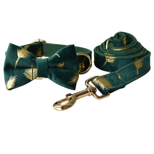 KFX-3472445 Emerald Feather Pattern Pet Collar, Bow, and Leash Set in Cotton