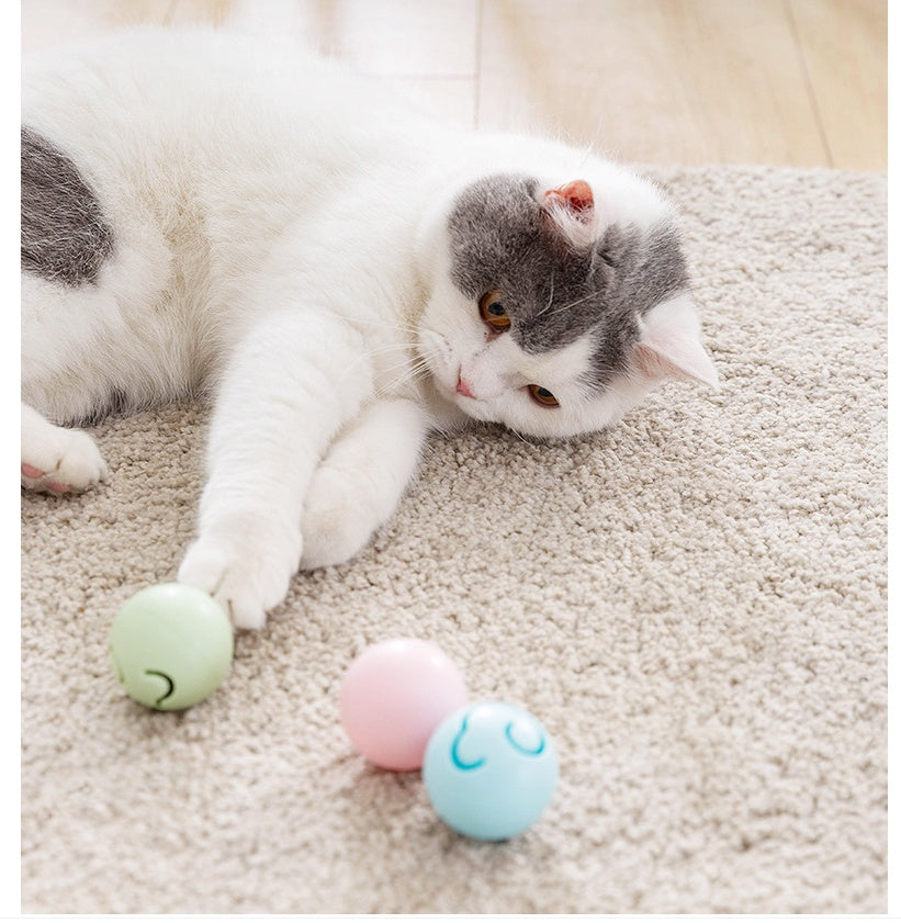 KFX-3594813 Cat Toy Ball with Mint Bell and Maple Leaf Design, ABS Plastic, 4.5cm