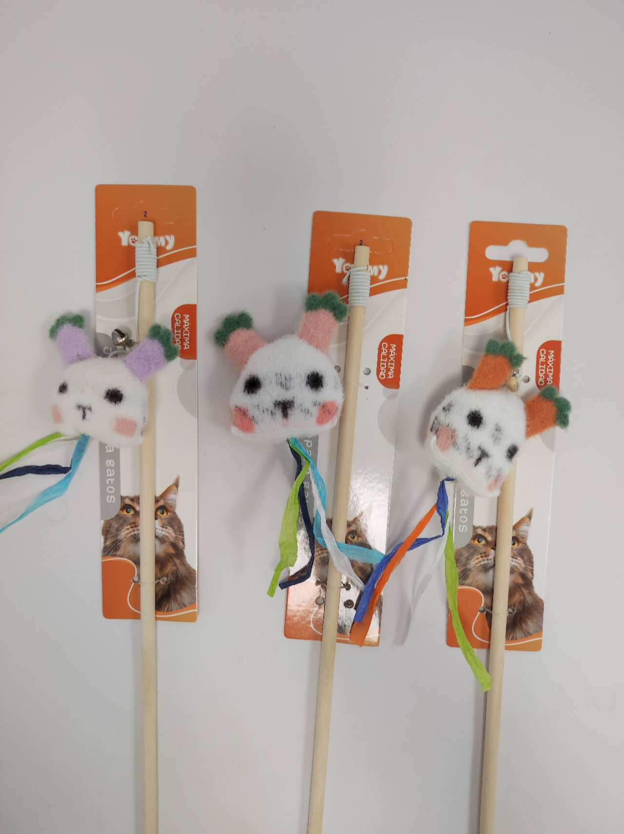 KFX-3604541 Sable Fawn Cat Toy for Playful Felines - Soft and Engaging Design