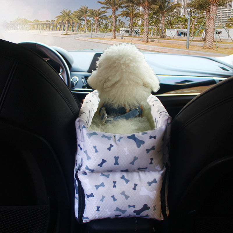 KFX-3626813 Pet Car Safety Seat with Waterproof Bed and Portable Strap - Suitable for Dogs
