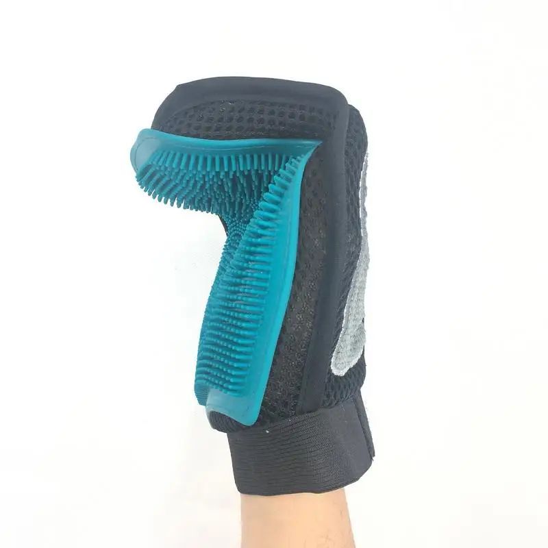 KFX-3649597 Soft Silicone Horse Massage & Bathing Gloves for Easy Dehairing and Grooming