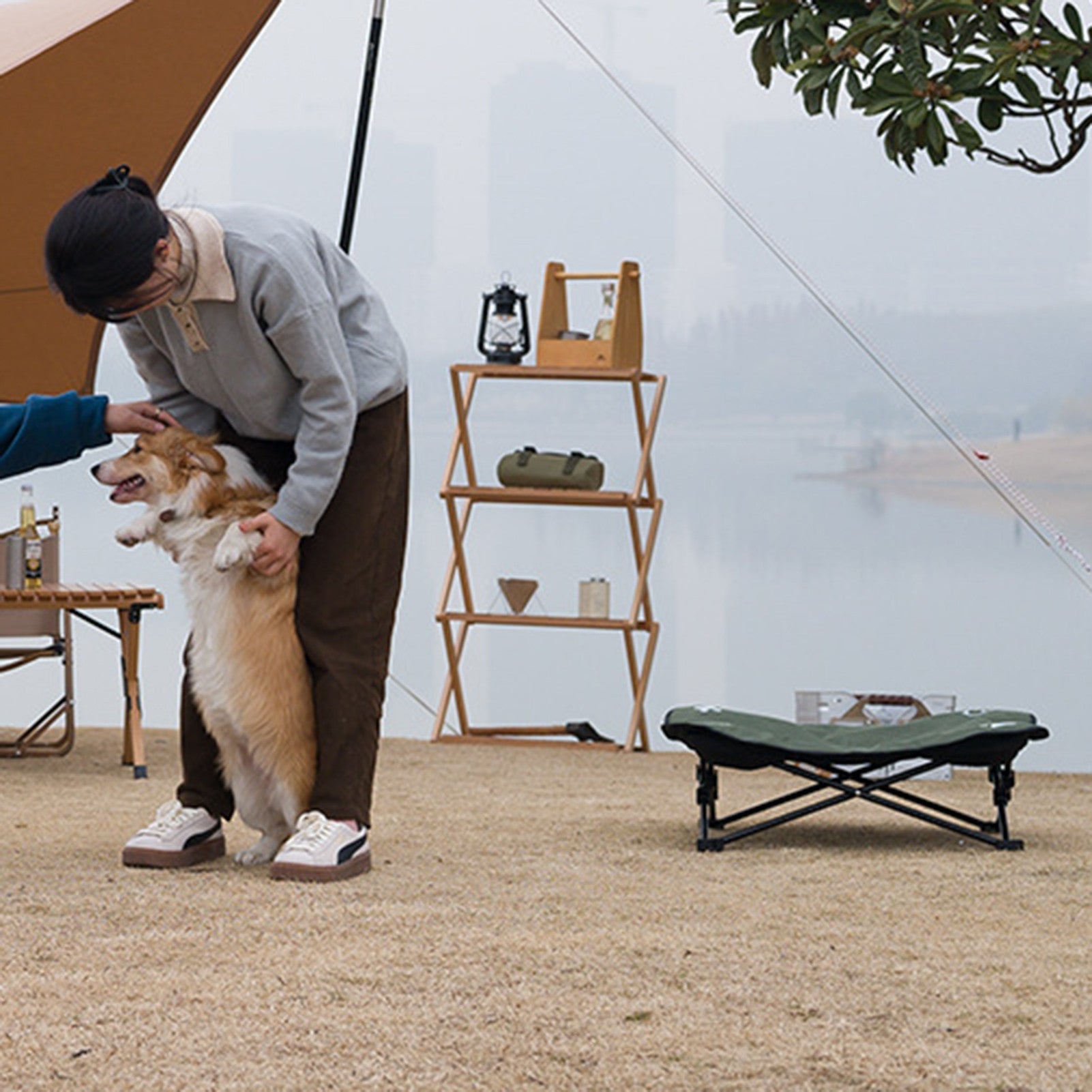 KFX-3652413 Detachable Outdoor Folding Pet Bed with Waterproof Oxford Cloth and Aluminum Alloy Frame