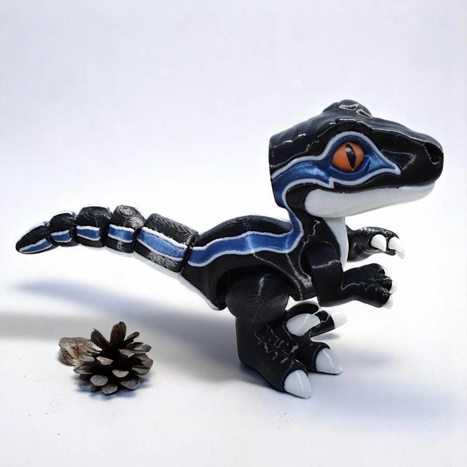 KFX-3670077 Velociraptor Decorative Model with Exquisite Detail and Lifelike Appearance for Dinosaur Enthusiasts and Home Decor
