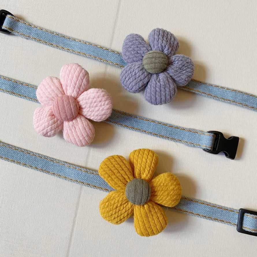 KFX-3771325 Floral Bow Tie Collar for Kittens - Ginger Yellow, Lotus, and Blue Flower Designs, Adjustable Sizes Available