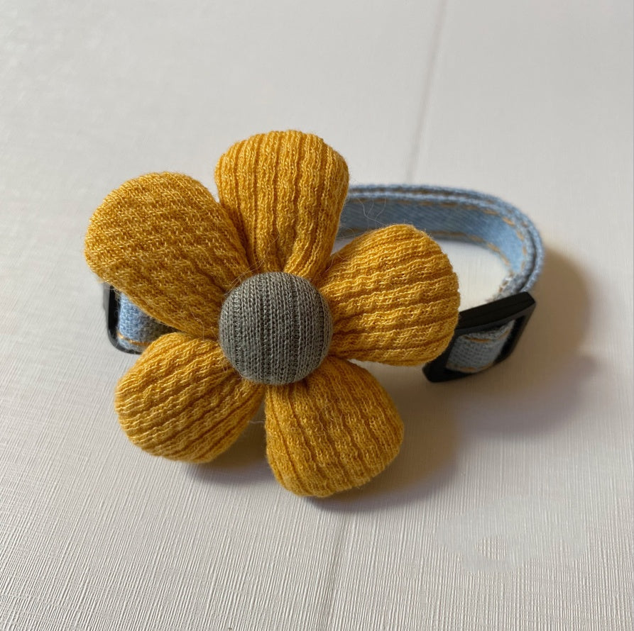 KFX-3771325 Floral Bow Tie Collar for Kittens - Ginger Yellow, Lotus, and Blue Flower Designs, Adjustable Sizes Available
