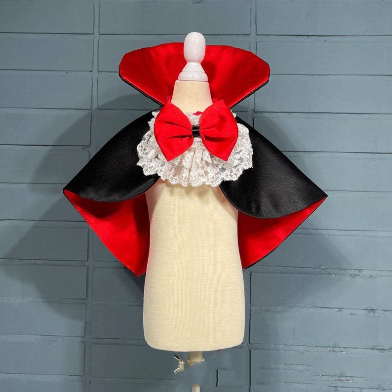 KFX-3804477 Red Vampire Cloak Windbreaker for Pets - XS to XL Size Options