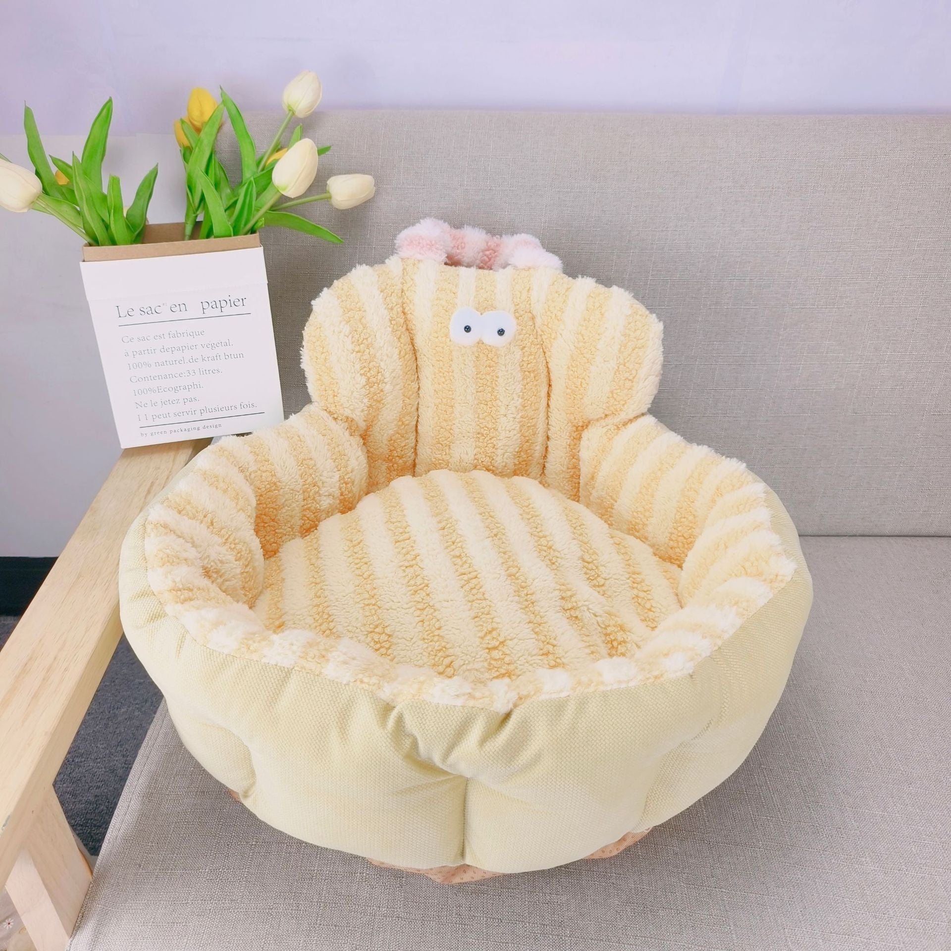 KFX-3838909 Big Eyes Round Pet Sofa Nest - Soft Cloth, Available in Pink, Blue, Yellow, 48cm or 60cm Diameter