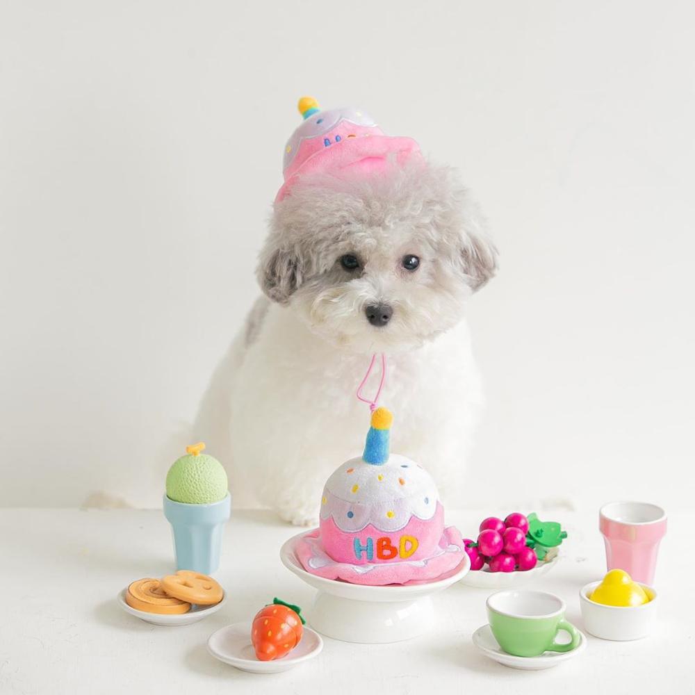KFX-3842237 Adorable Pink White Cake Hat Plush Toy for Dogs and Cats