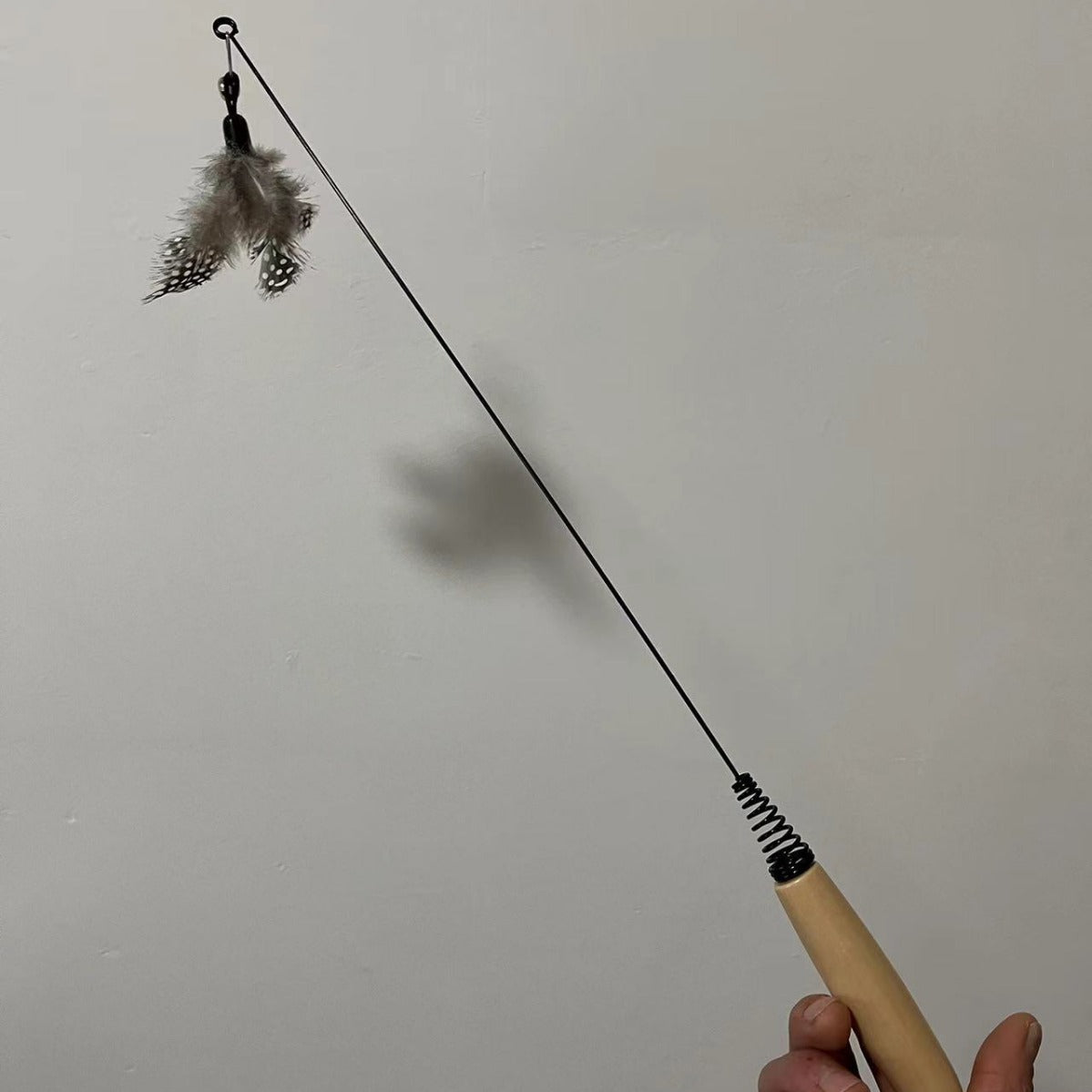 KFX-3874877 Wooden Handle Interactive Cat Teaser with Feather and Bell Replacement Head