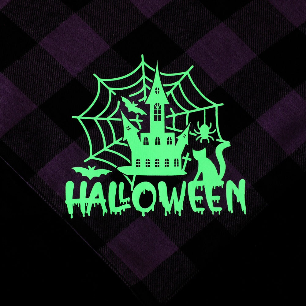 KFX-3889469 Luminous Halloween Pet Saliva Towel in Plaid Design with Pumpkin, Bat, and Castle Patterns