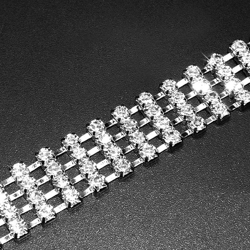 KFX-3924285 Four-Row Rhinestone Heart-Shaped Pet Collar for Dogs and Cats - Adjustable Sizes Available