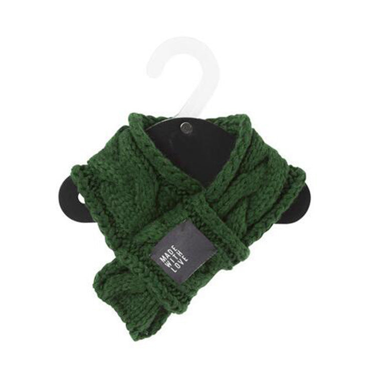 KFX-3940541 Wool Pet Scarf for Small Dogs and Cats - Warm and Stylish in Green and Red