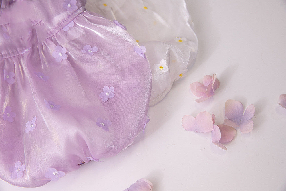 KFX-3949245 Three-Dimensional Flower Gauze Skirt for Dogs in White and Purple - Sizes 3XS to 3XL