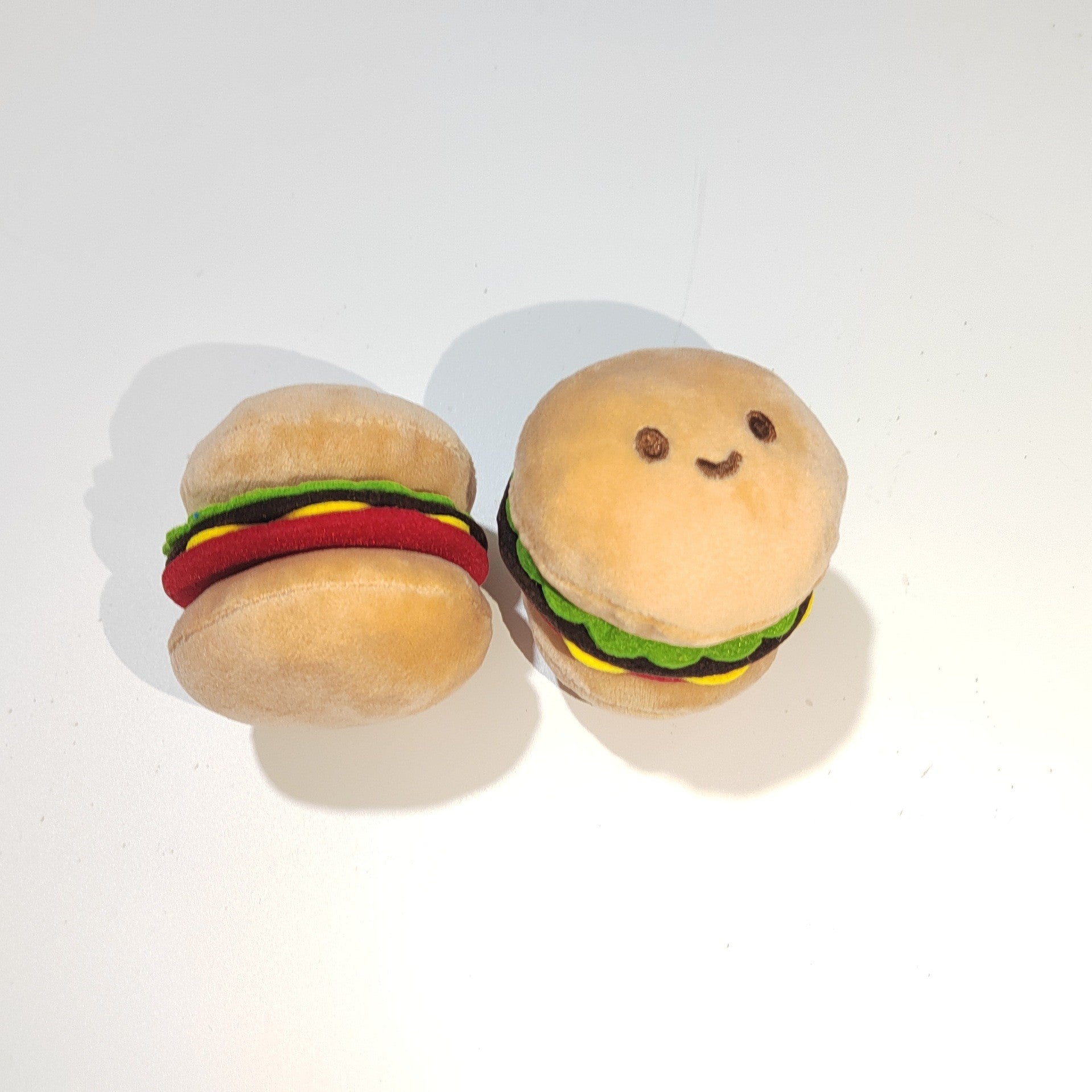KFX-4008125 Decompression Plush Hamburger Pet Sound Toy - Fun Chewable Plushie for Dogs and Cats