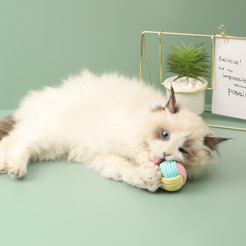 KFX-4050237 Handmade Cat Hair Ball Plush Toy for Interactive Play and Teeth Grinding, 5cm Size