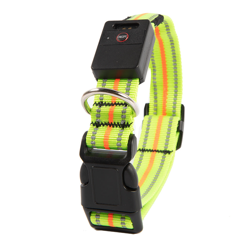 KFX-4054717 Glowing Waterproof Dog Collar with Luminous and Reflective Modes in Red, Blue, Green, and Pink
