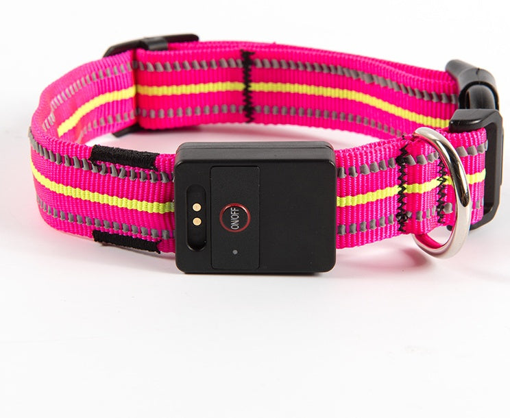 KFX-4054717 Glowing Waterproof Dog Collar with Luminous and Reflective Modes in Red, Blue, Green, and Pink