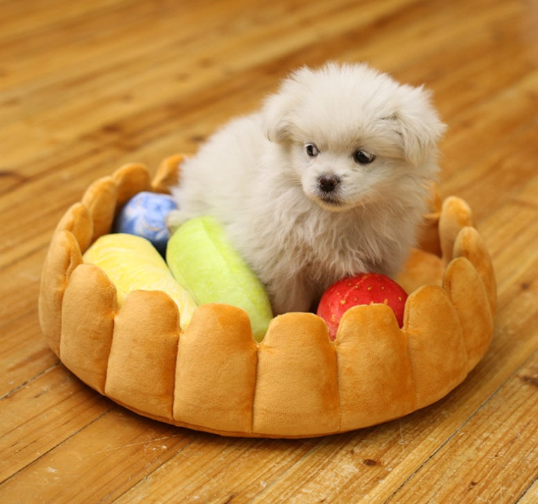 KFX-4069053 Cozy Winter Fruit Pie Pet Bed for Cats and Dogs, Washable Cushion 42x42cm