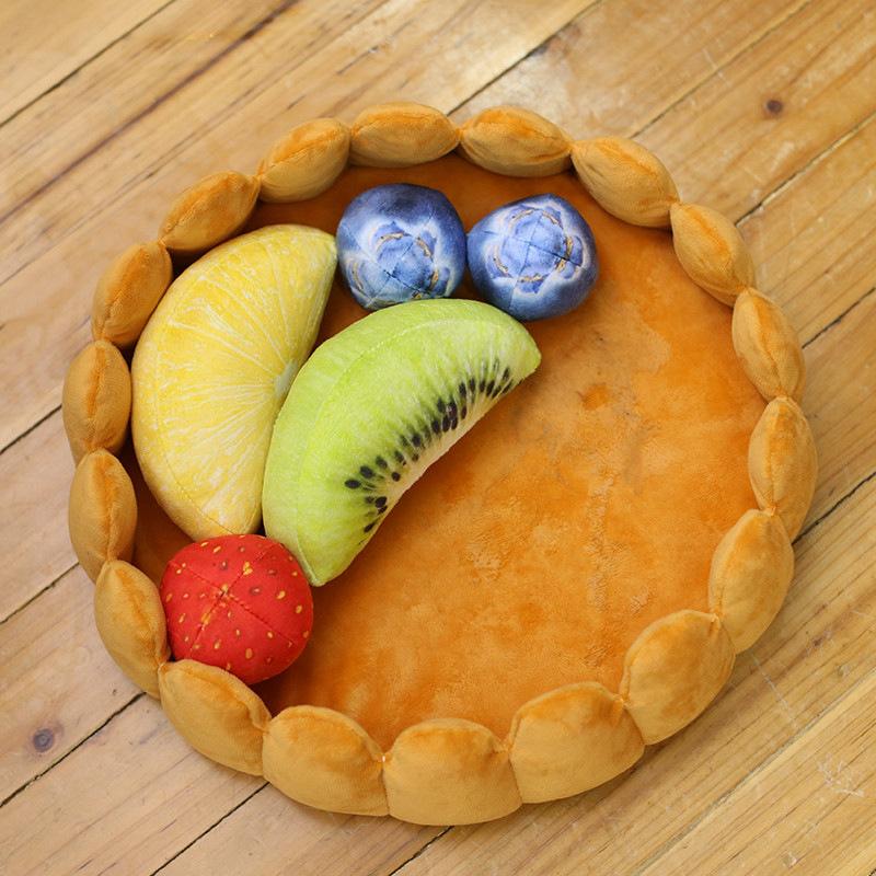 KFX-4069053 Cozy Winter Fruit Pie Pet Bed for Cats and Dogs, Washable Cushion 42x42cm