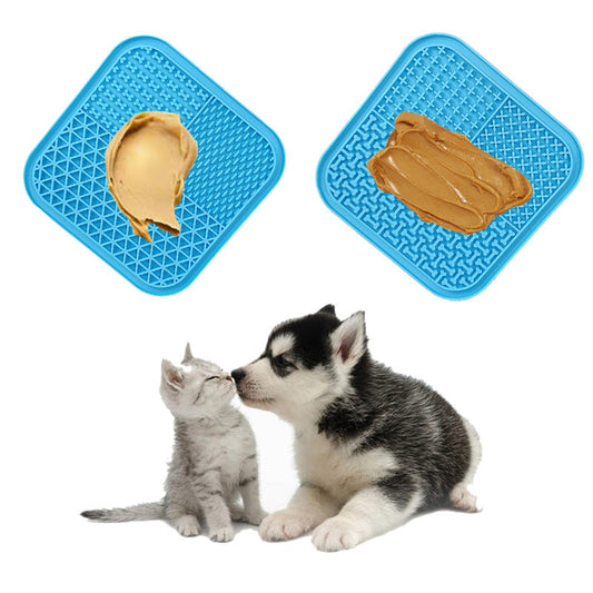 KFX-4069821 Silicone Dog Licking Pad for Interactive Play and Slow Feeding, 15cm x 15cm or 20cm x 20cm