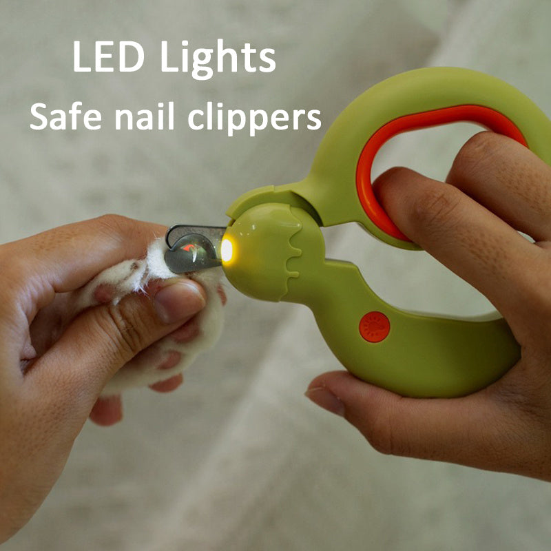 KFX-4092733 LED Light Pet Nail Clippers for Cats and Dogs with Ergonomic Non-Slip Handle