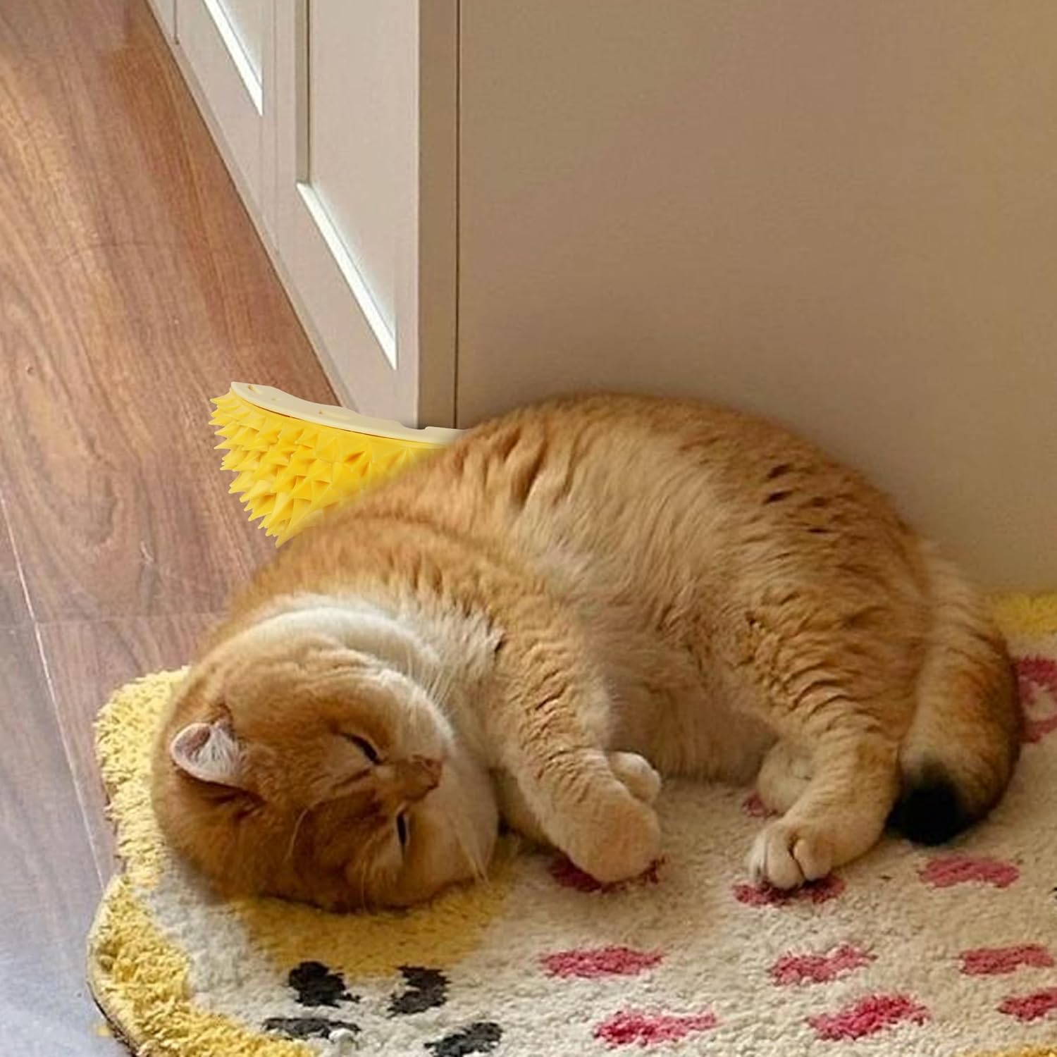 KFX-4137021 Durian-Shaped Cat Corner Scratcher and Self-Grooming Massage Comb for Indoor Cats