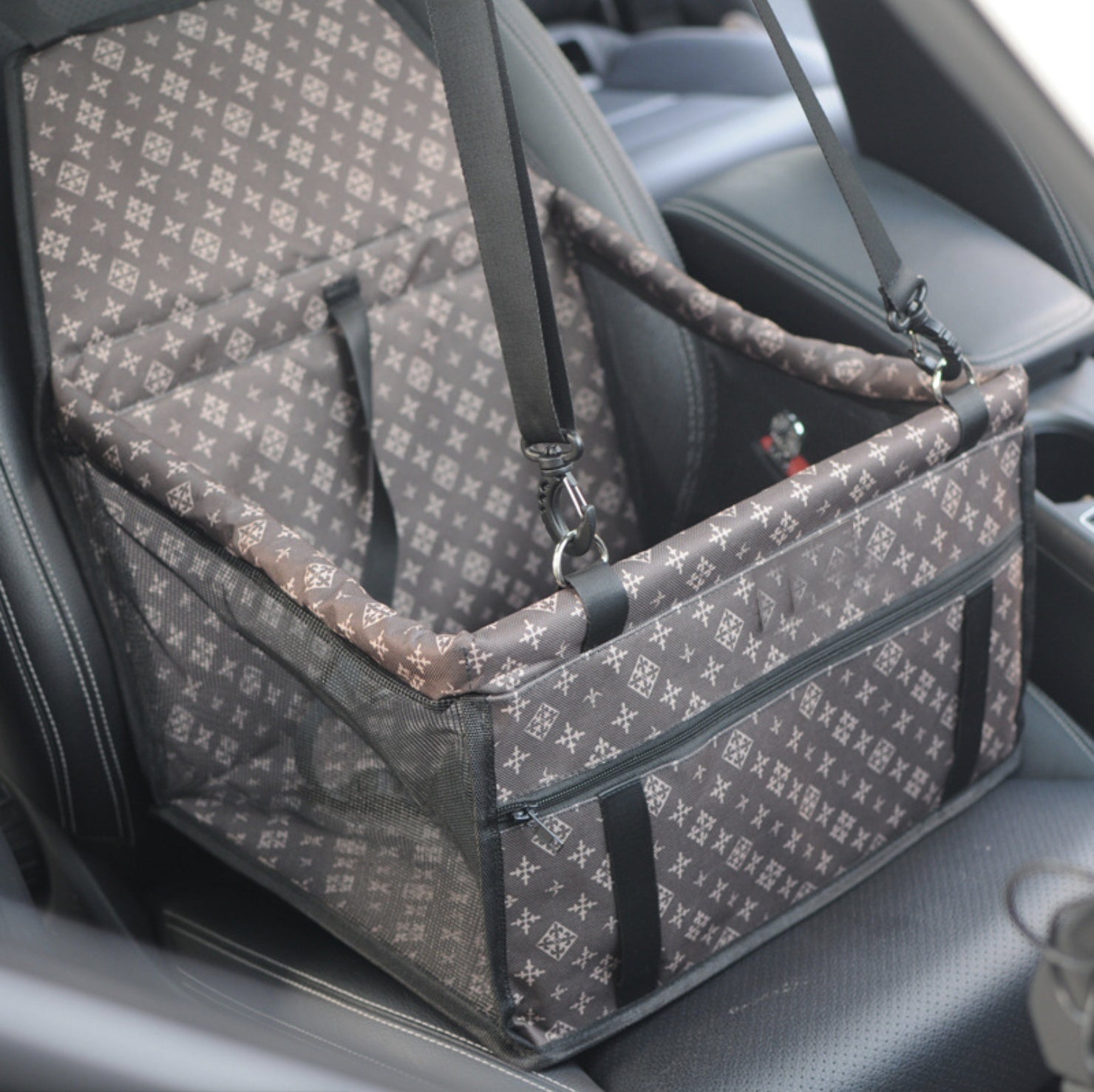 KFX-4147517 Waterproof Dog and Cat Car Seat Carrier for Small to Medium Pets with Adjustable Straps and Storage Pockets