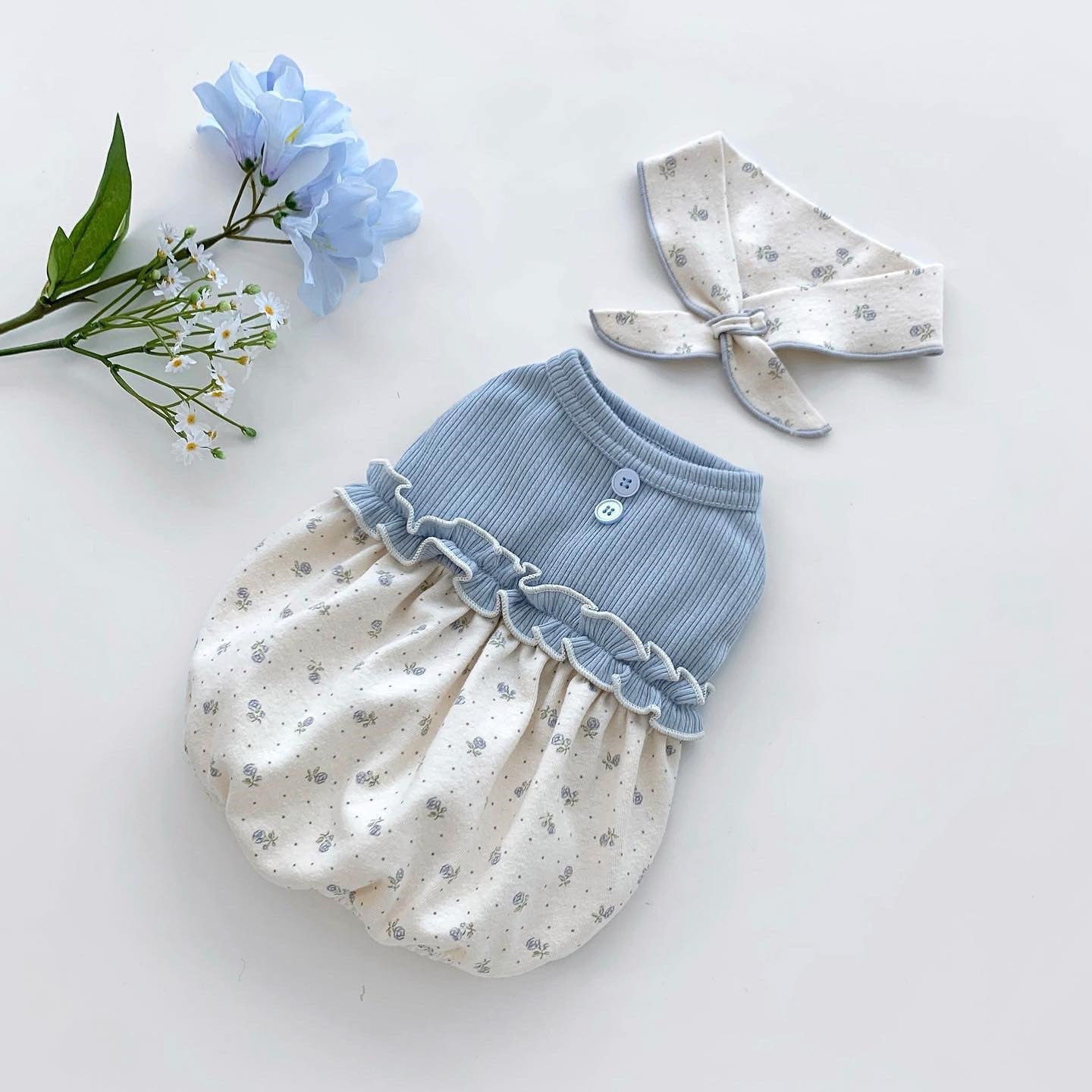 KFX-4156605 Floral Velvet Bubble Skirt Vest with Matching Scarf for Pets