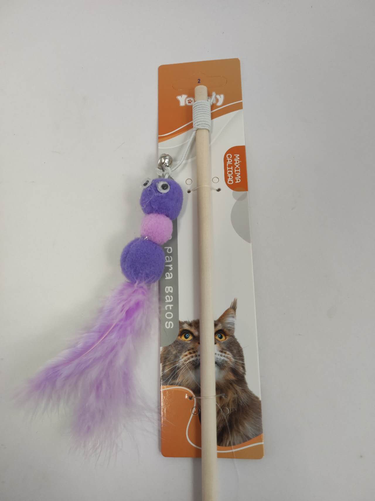 KFX-4161597 Little Ants Cat Treats: Tantalizing Teaser Sticks for Playful Felines