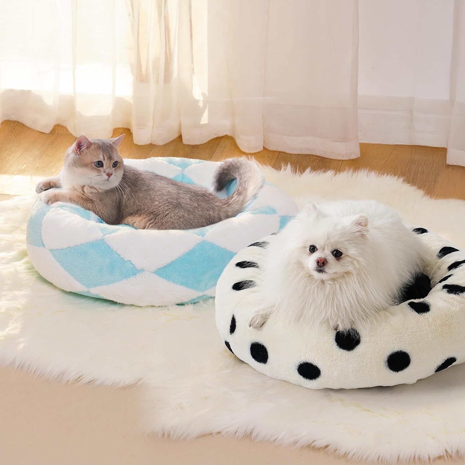 KFX-4275005 Cozy Round Plush Pet Bed for Cats and Small Dogs - 23 Inch Washable Design with Non-Slip Bottom