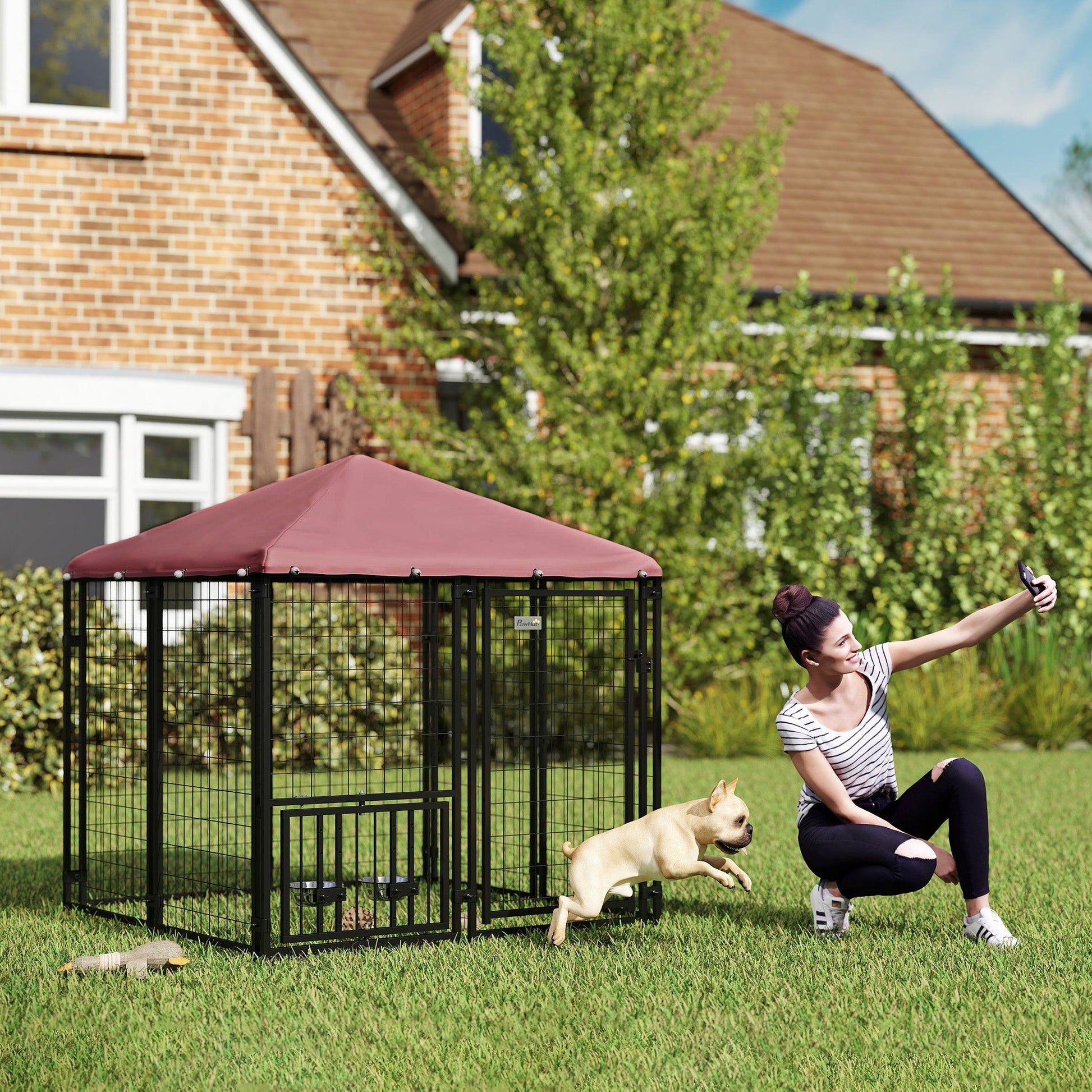 KFX-4351293 Spacious Welded Wire Outdoor Dog Kennel with Adjustable Bowl Racks and Waterproof Cover, 4.6' x 4.6' x 5'
