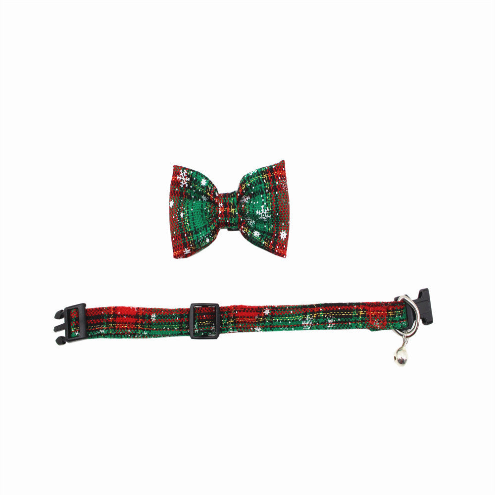 KFX-4382397 Soft Velvet Adjustable Dog and Cat Collar with Bowknot & Bell, Christmas Snowflake Design, Multiple Sizes Available