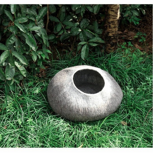 KFX-4455741 Wool Felt Cat House - Various Designs for Cozy Cat Napping