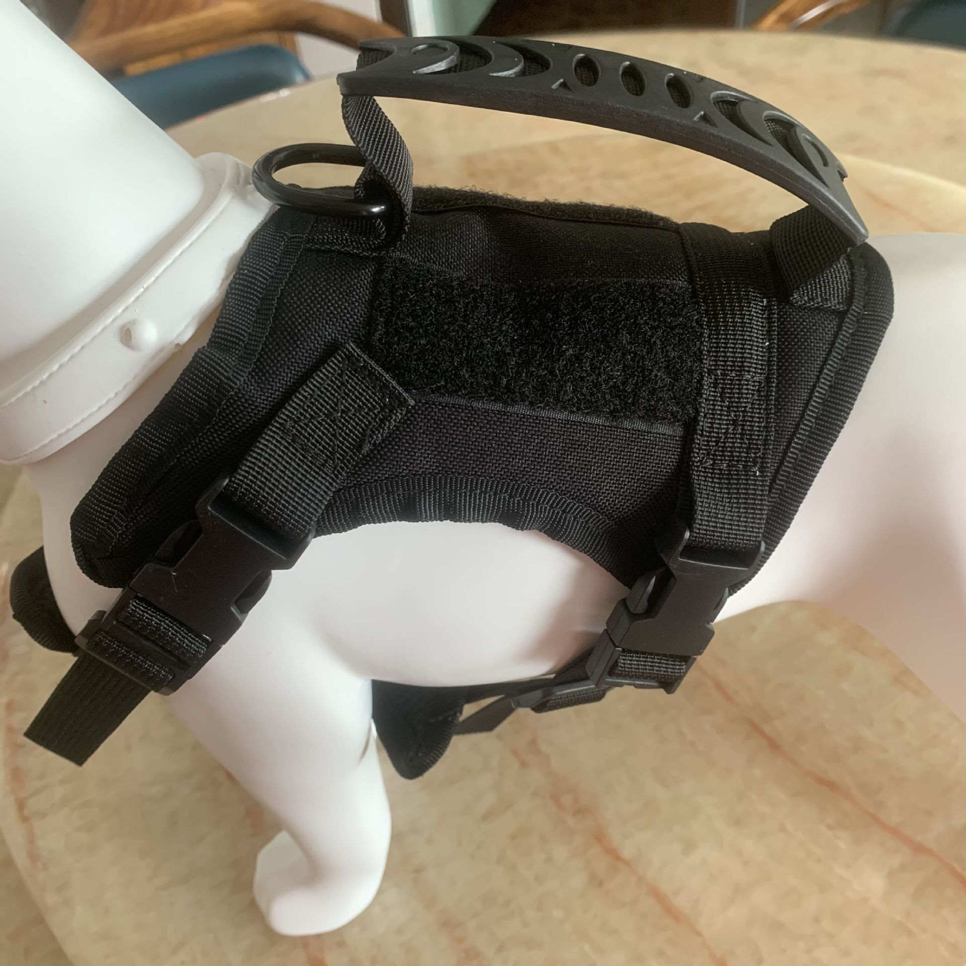 KFX-4539965 Adjustable Chest Strap and Hand Holding Rope Vest for Enhanced Support