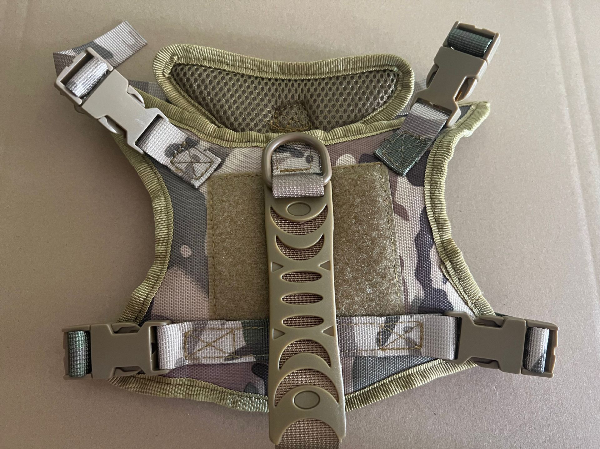 KFX-4539965 Adjustable Chest Strap and Hand Holding Rope Vest for Enhanced Support
