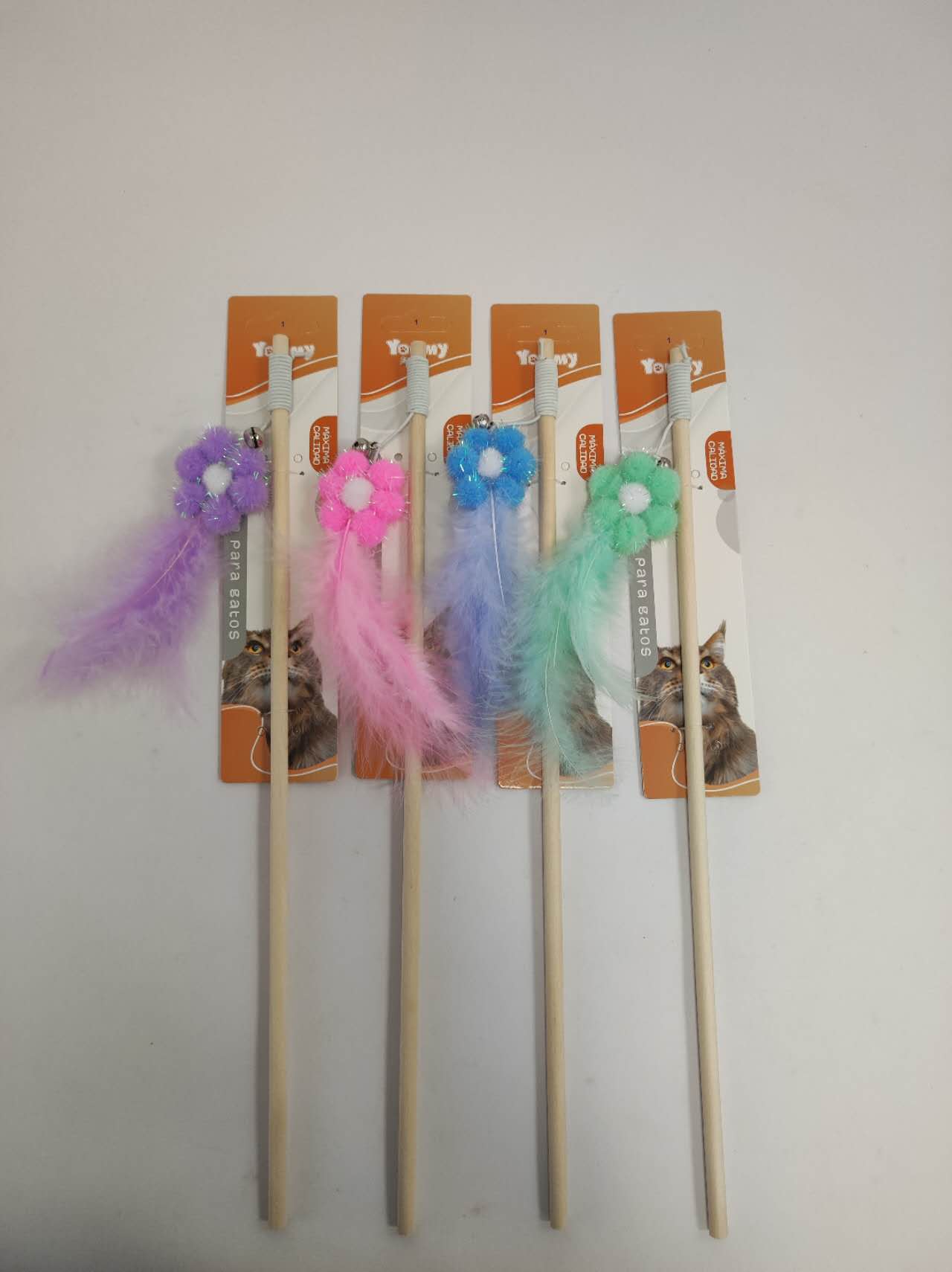 KFX-4577853 Wooden Cat Teasing Stick with Small Flower Decoration
