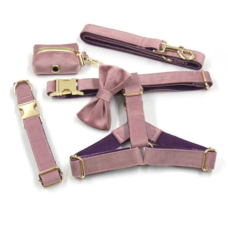 KFX-4605501 Christmas Green Velvet Dog Collar and Leash Set with Gold Buckle