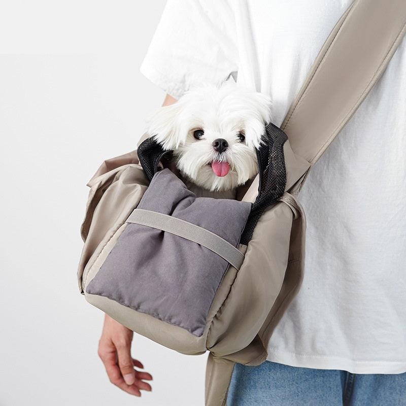 KFX-4612029 Breathable Apricot Cloth Pet Handbag for Outdoor Use, Portable and Versatile Design