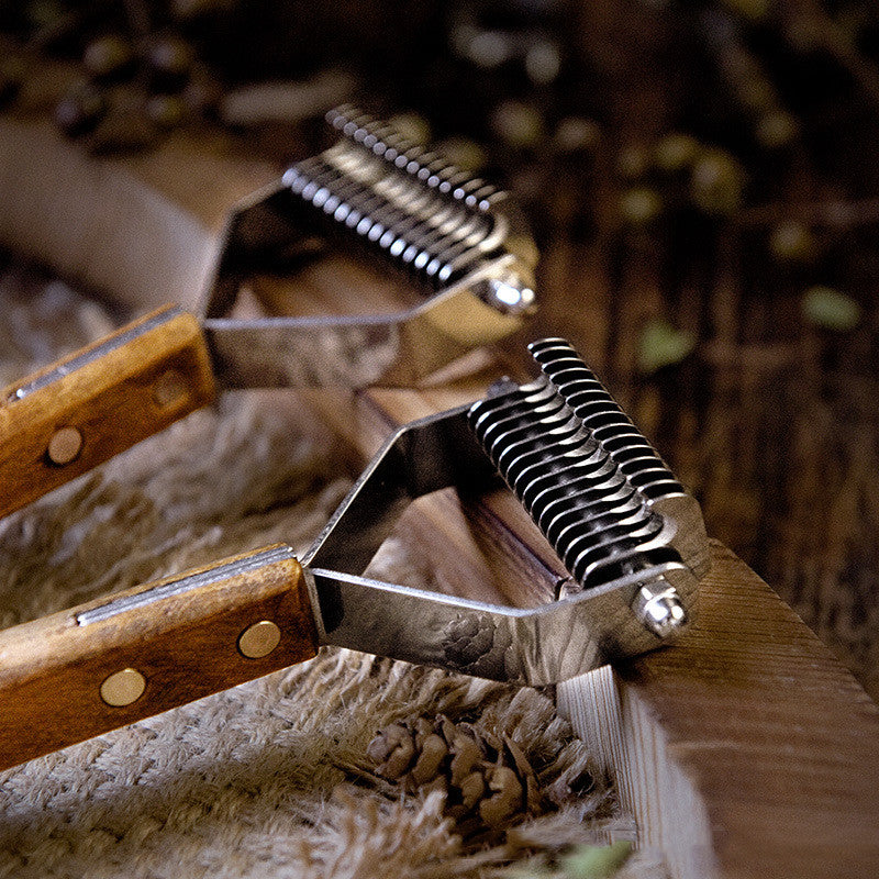 KFX-4626877 Wooden Open Knot Comb for Cats and Dogs - Large and Small Sizes Available