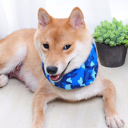 KFX-4628669 Pet Cooling Scarf with Ice Pack - Camouflage Design for Dogs and Cats, Adjustable Neck Size 35-70CM