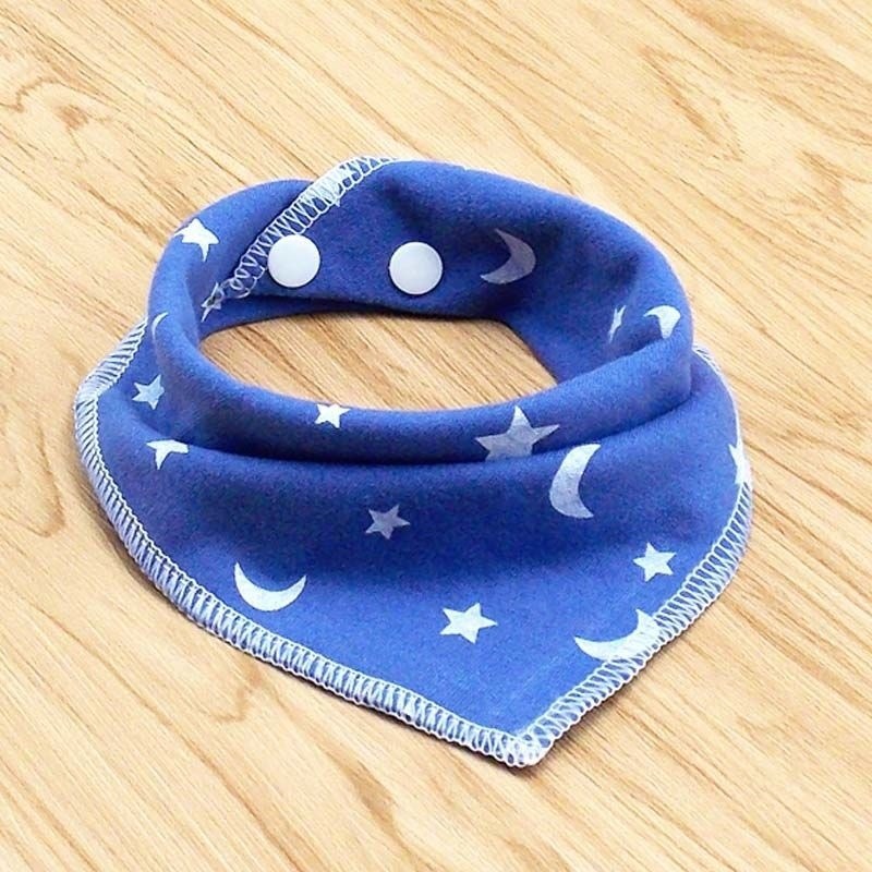 KFX-4661437 Triangle Scarf for Cats and Dogs - Small Size