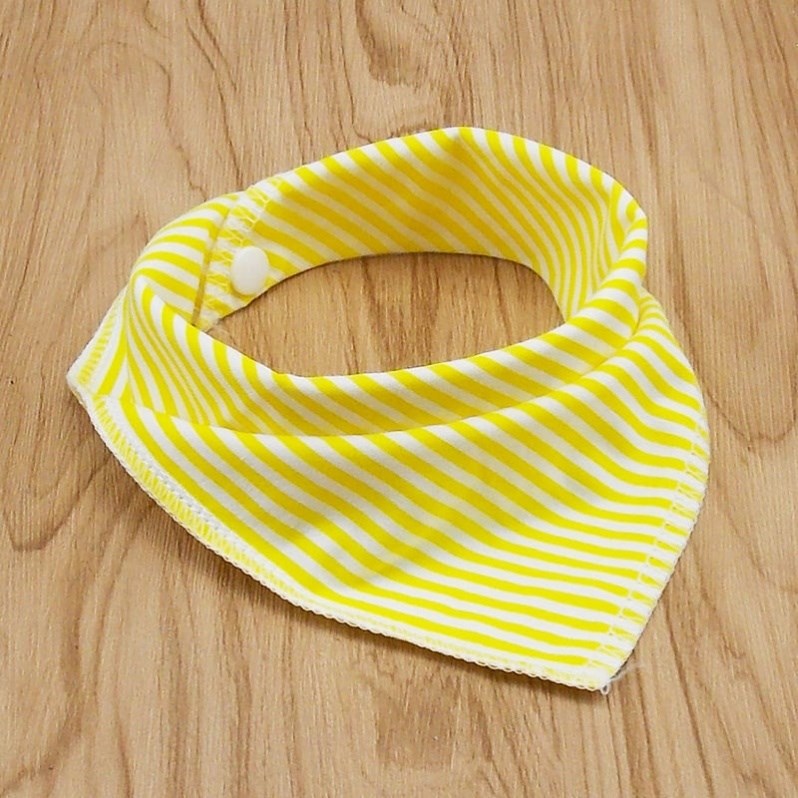 KFX-4661437 Triangle Scarf for Cats and Dogs - Small Size