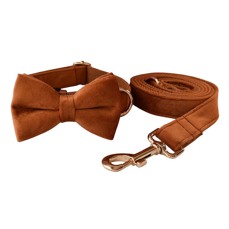 KFX-4661821 Elegant Velvet Dog Collar Set with Gold Clasp and Bow Tie تفاصيل