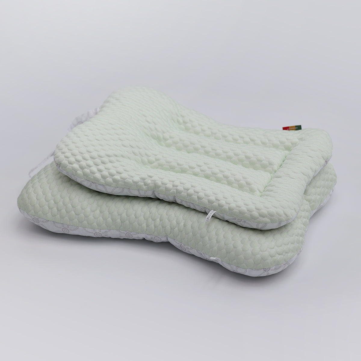 KFX-4671421 Cooling Pet Bed Mat - Non-Stick, Hair-Resistant, Oxford Cloth - Light Blue or Light Green - S & M Sizes