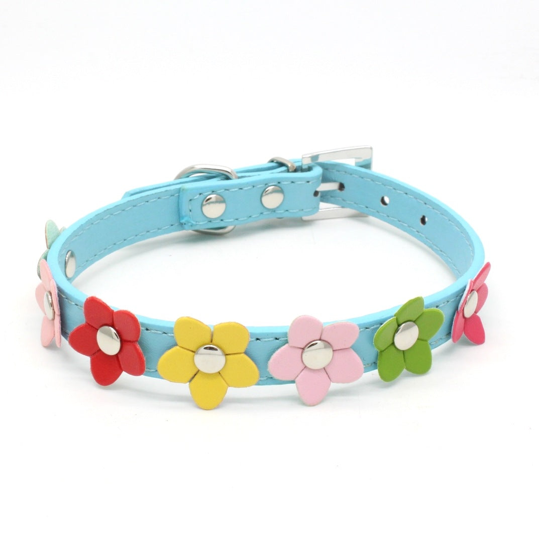 KFX-4721597 Small Flower Design PU Pet Collar in Various Colors and Sizes