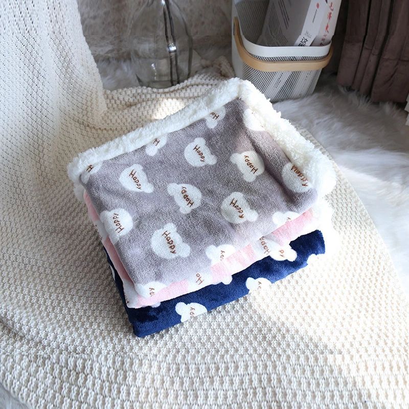 KFX-4753213 Warm Thick Lamb Fleece Pet Blanket - Soft Flannel Cushion for Dogs and Cats in Various Sizes